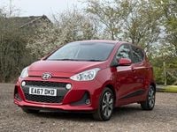 Used Hyundai i10 Premium SE 87 HP (63 kW) 2017 Red Hatchback