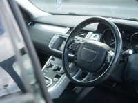 Used Land Rover Range Rover evoque SE 180 HP (132 kW) 2019 Black SUV