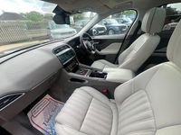 Second-hand Jaguar F-Pace Portfolio 240 CP (176 kW) 2018 Gri SUV