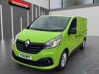 Used Renault Trafic 2018 Green MPV