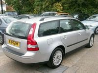 used Volvo V50 2.4i