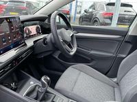 Used VW Golf VIII Life 115 HP (84 kW) 2024 White Hatchback