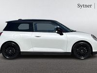 Used Mini Cooper SE Hatch 158 kW (215 HP) 2024 White Hatchback
