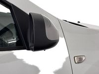 Used Dacia Sandero Essentiel 73 HP (53 kW) 2019 White SUV