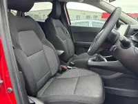 Begagnad Renault Captur Evolution 140 HK (102 kW) 2023 Röd SUV