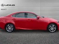 Used Lexus IS300h 223 HP (164 kW) 2017 Red Sedan