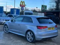 Używany Audi A3 S-Line 2014 Srebrny Hatchback