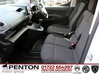 Used Citroën Berlingo 101 HP (74 kW) 2024 White MPV