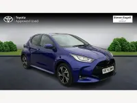 Used Toyota Yaris Design 2024 Blue Hatchback