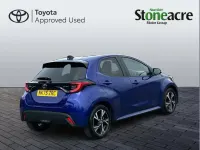 Used Toyota Yaris Design 113 HP (83 kW) 2025 Blue Hatchback