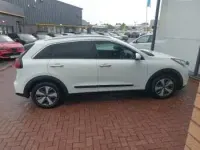 Used Kia Niro 2017 White SUV