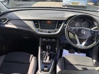 Used Vauxhall Grandland X SRi 131 HP (96 kW) 2020 Black SUV