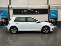Used VW e-Golf 99 kW (135 HP) 2019 White Hatchback