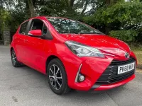 Used Toyota Yaris 111 HP (81 kW) 2018 Red Hatchback