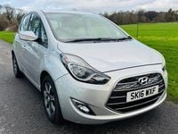 Used Hyundai ix20 SE 90 HP (66 kW) 2016 Silver Hatchback