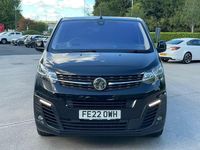 Second-hand Vauxhall Vivaro Elite 145 CP (106 kW) 2022 Negru Monovolum