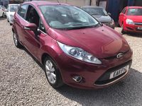 Used Ford Fiesta Zetec 96 HP (70 kW) 2011 Red Hatchback