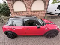 Begagnad Mini Cooper Hatch 2018 Röd Halvkombi