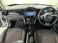 Used Mini Cooper Classic 134 HP (98 kW) 2023 White Hatchback