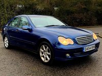 Used Mercedes C180 Classic 141 HP (103 kW) 2004 Blue Sedan