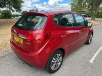 Used Kia Venga 89 HP (65 kW) 2015 Red Hatchback
