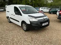 Usado Citroën Berlingo 100 HP (73 kW) 2015 Branco Monovolume