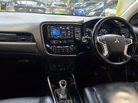 Used Mitsubishi Outlander P-HEV 2017 White Estate