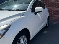 Used Mazda 2 90 HP (66 kW) 2015 White Hatchback