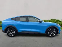 Used Ford Mustang Select 268 HP (197 kW) 2024 Blue Hatchback