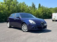 Used Alfa Romeo Giulietta Lusso 2011 Blue Hatchback