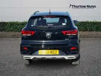 Usado MG ZS Exclusive 106 HP (77 kW) 2022 Preto SUV