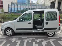 Usado Renault Kangoo Expression 95 CV (69 kW) 2005 Gris Monovolumen
