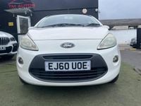 Używany Ford Ka Zetec 69 KM (50 kW) 2010 Biały Hatchback