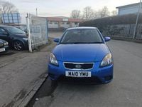 Begagnad Kia Rio 95 HK (69 kW) 2010 Blå Halvkombi