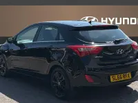 Used Hyundai i30 SE 101 HP (74 kW) 2016 Black Hatchback