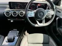 Begagnad Mercedes A250 Executive 2023 Grå Halvkombi