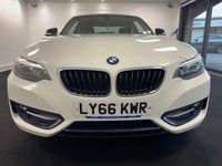 Used BMW 218 Sport Line 150 HP (110 kW) 2017 White Coupe