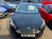 Used Ford Focus Zetec 125 HP (91 kW) 2016 Black Hatchback