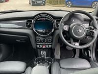Usado Mini Cooper Exclusive 136 HP (100 kW) 2024 Preto Citadino