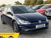 Used VW Golf VII SE 115 HP (84 kW) 2018 Blue Hatchback
