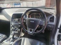 Used Volvo XC60 R-Design 215 HP (158 kW) 2013 White SUV