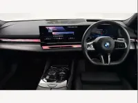 Begagnad BMW i5 M Sport 250 kW (340 HK) 2025 Blå Kombi