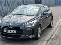 Usado Citroën DS5 120 CV (88 kW) 2015 Gris Utilitario