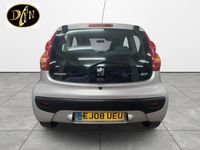 Used Peugeot 107 68 HP (50 kW) 2008 Silver Hatchback