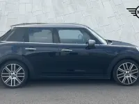 Used Mini Cooper Exclusive 134 HP (98 kW) 2021 Black Hatchback