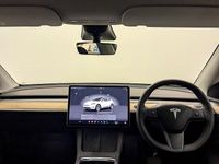 Used Tesla Model Y Long Range AWD 378 kW (514 HP) 2022 White SUV