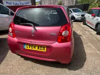 Used Suzuki Alto 68 HP (50 kW) 2014 Pink Hatchback