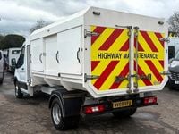 Begagnad Ford Transit 130 HK (95 kW) 2018 Vit Cab