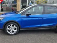 Używany Seat Arona FR 110 KM (80 kW) 2022 Niebieski SUV