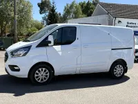 Używany Ford Transit Custom Limited 130 KM (95 kW) 2023 Biały Van
